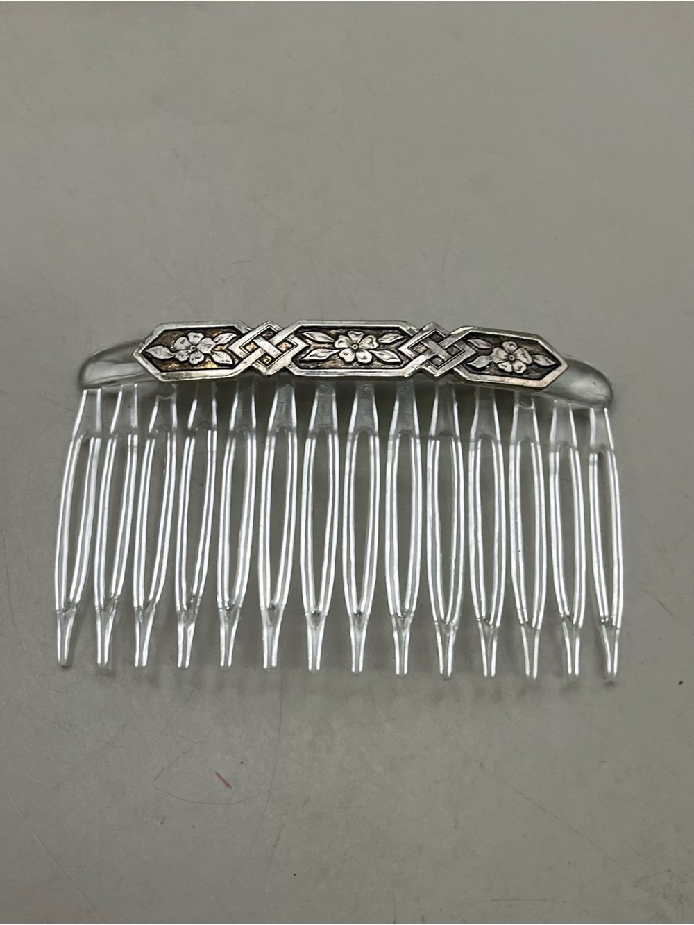 Vintage Hair Accessories Lot 9 Pc | Gold Tone Barrettes Hair Combs Bobby Pins | - Picture 6 of 8